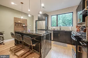 1109 Earl St, Philadelphia, PA 19125 - Photo 11