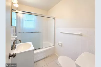 362 Ripka Street #2ND FL, Philadelphia, PA 19128 - Photo 7