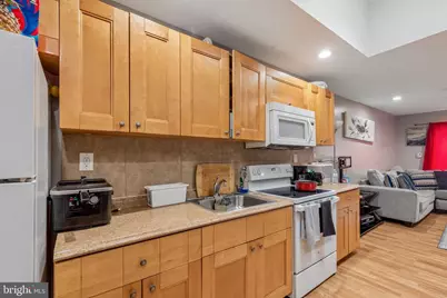 2460 N 79th Avenue, Philadelphia, PA 19150 - Photo 17