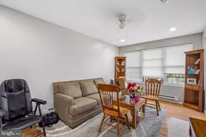 2460 N 79th Avenue, Philadelphia, PA 19150 - Photo 9