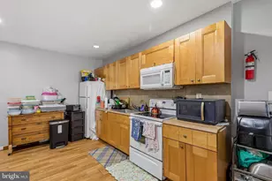 2460 N 79th Ave, Philadelphia, PA 19150 - Photo 3