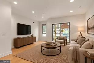 912 N Front St, Philadelphia, PA 19123 - Photo 3