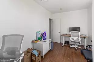 844 N 25th St, Philadelphia, PA 19130 - Photo 11