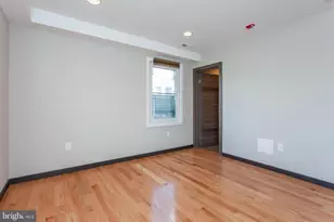 2553 Montrose St, Philadelphia, PA 19146 - Photo 3