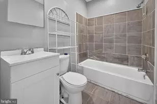 413 N Redfield St, Philadelphia, PA 19151 - Photo 21