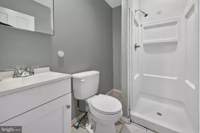 413 N Redfield Street, Philadelphia, PA 19151 - Photo 9