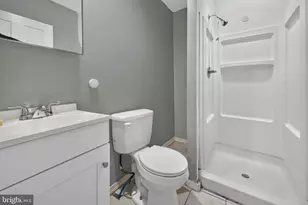 413 N Redfield St, Philadelphia, PA 19151 - Photo 9