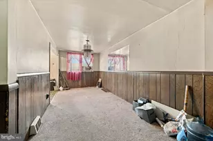 1834 Farrington Rd, Philadelphia, PA 19151 - Photo 5