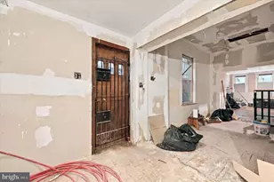 2509 Nicholas St, Philadelphia, PA 19121 - Photo 11