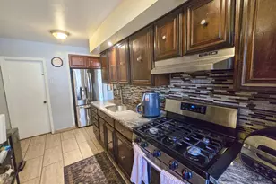 6338 Jackson St, Philadelphia, PA 19135 - Photo 5