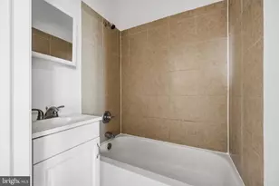 1517 N 15th St, Philadelphia, PA 19121 - Photo 11