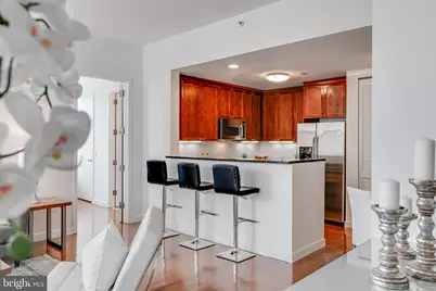 1900 Hamilton Street #409, Philadelphia, PA 19130 - Photo 5