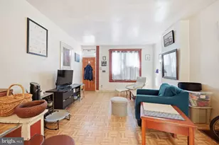 2333 S Hutchinson St, Philadelphia, PA 19148 - Photo 3