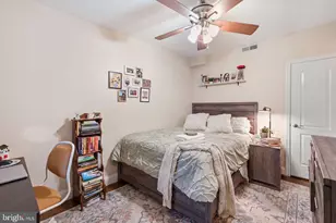 1819 Christian St, Philadelphia, PA 19146 - Photo 35