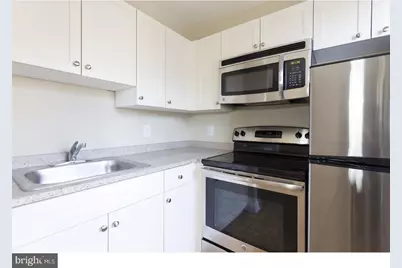 1114 Pine Street #3R, Philadelphia, PA 19107 - Photo 5