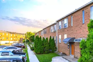 2710 Dothan Plaza, Philadelphia, PA 19153 - Photo 1