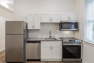 405 S 42nd St, Philadelphia, PA 19104 - Photo 17