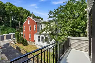 330 Carson St, Philadelphia, PA 19128 - Photo 25