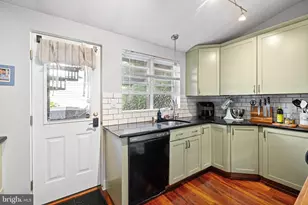 170 Carson St, Philadelphia, PA 19127 - Photo 7