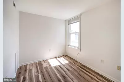 1728 Green Street #UNIT 4F, Philadelphia, PA 19130 - Photo 5