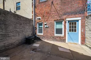 1510 Fairmount Ave, Philadelphia, PA 19130 - Photo 15