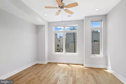 2057 Tasker Street, Philadelphia, PA 19145 - Photo 15