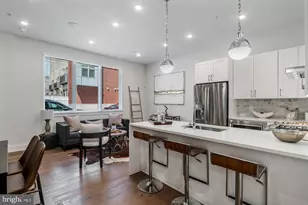 1910 Brown St, Philadelphia, PA 19130 - Photo 3