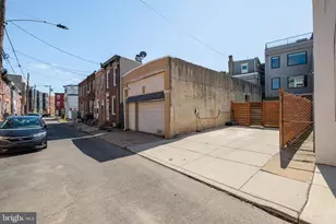 1551 E Berks St, Philadelphia, PA 19125 - Photo 25