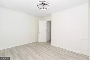 2711 Oakford St, Philadelphia, PA 19146 - Photo 7