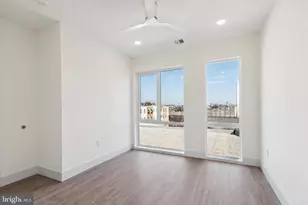 1221 E Fletcher St, Philadelphia, PA 19125 - Photo 11