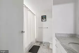 219 S 18th St, Philadelphia, PA 19103 - Photo 9