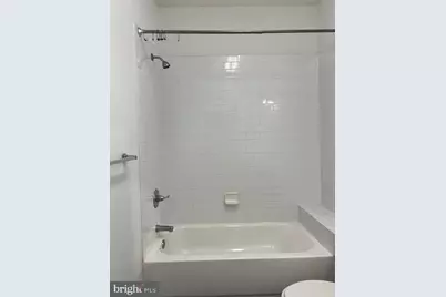 429 N 13th Street #1B, Philadelphia, PA 19123 - Photo 17