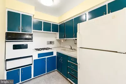 527 Martin Street, Philadelphia, PA 19128 - Photo 9