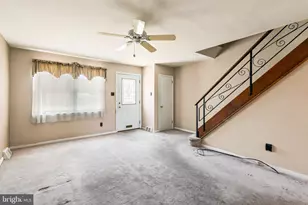 527 Martin St, Philadelphia, PA 19128 - Photo 3