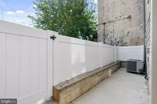 106 Pollard St, Philadelphia, PA 19123 - Photo 29
