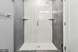 1615 Poplar St, Philadelphia, PA 19130 - Photo 15