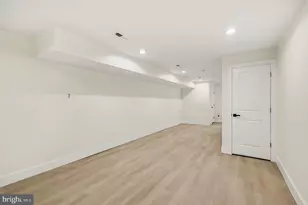 2455 Coral St, Philadelphia, PA 19125 - Photo 27