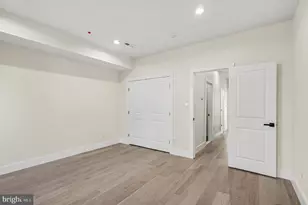 2455 Coral St, Philadelphia, PA 19125 - Photo 9