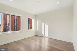 2455 Coral St, Philadelphia, PA 19125 - Photo 15