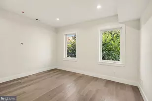 2455 Coral St, Philadelphia, PA 19125 - Photo 11
