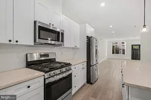 2455 Coral St, Philadelphia, PA 19125 - Photo 5