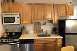 2033 Spruce St, Philadelphia, PA 19103 - Photo 3