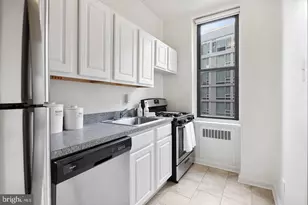 2201 Pennsylvania Ave, Philadelphia, PA 19130 - Photo 11
