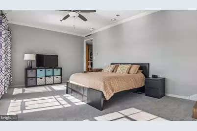 7 N Christopher Columbus Boulevard #246, Philadelphia, PA 19106 - Photo 15