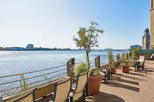 7 N Christopher Columbus Blvd, Philadelphia, PA 19106 - Photo 31