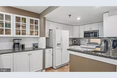 7 N Christopher Columbus Boulevard #246, Philadelphia, PA 19106 - Photo 11