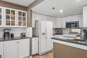7 N Christopher Columbus Blvd, Philadelphia, PA 19106 - Photo 11