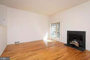215 N 23rd St, Philadelphia, PA 19103 - Photo 3