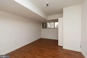 215 N 23rd St, Philadelphia, PA 19103 - Photo 27