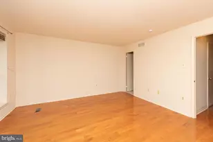215 N 23rd St, Philadelphia, PA 19103 - Photo 15